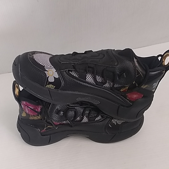 Woman's Nike air swoopes ii size 6.5 US - Picture 4 of 4